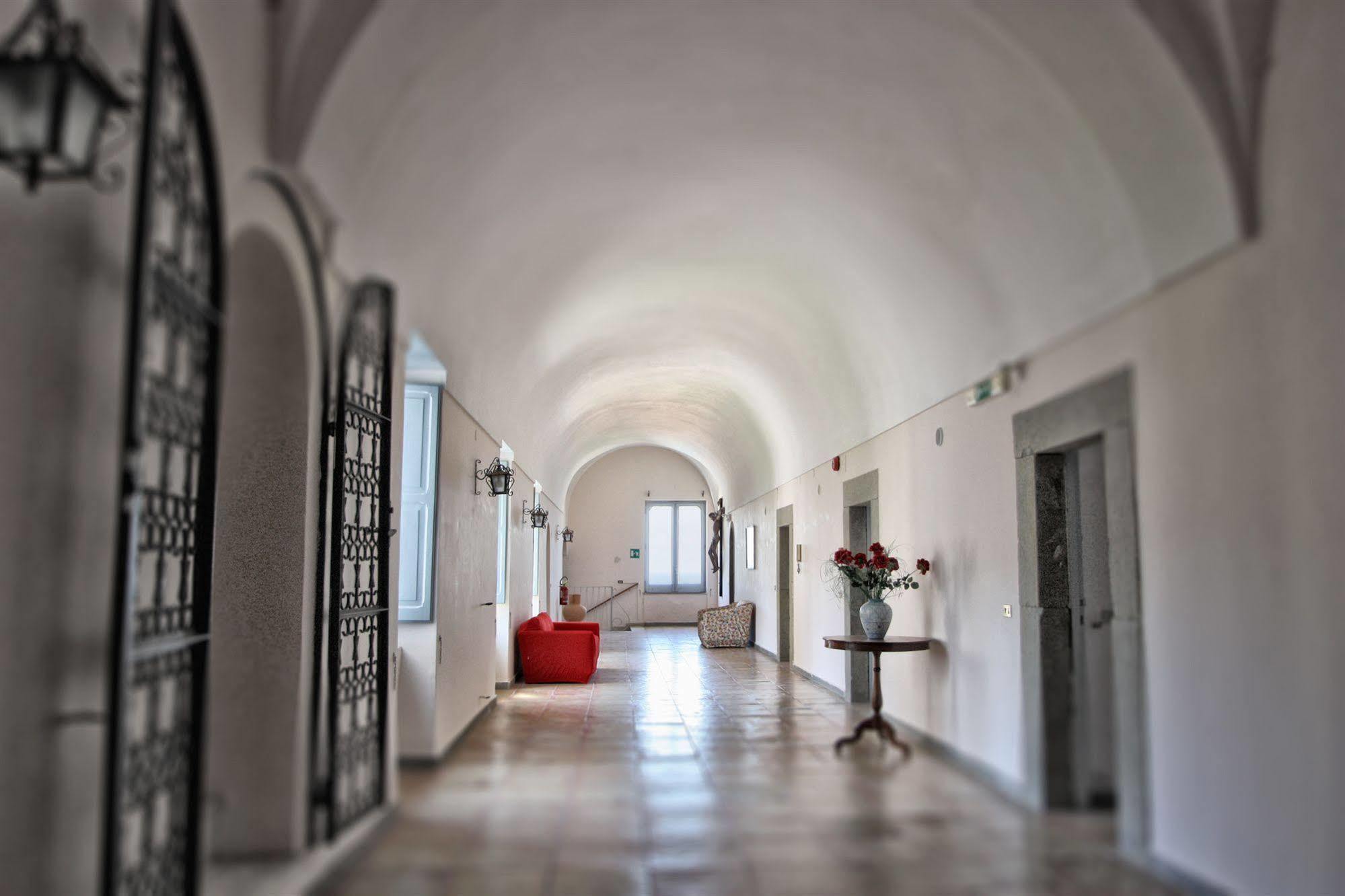 San Francesco Relais Bed & Breakfast Маса Лубрензе Екстериор снимка
